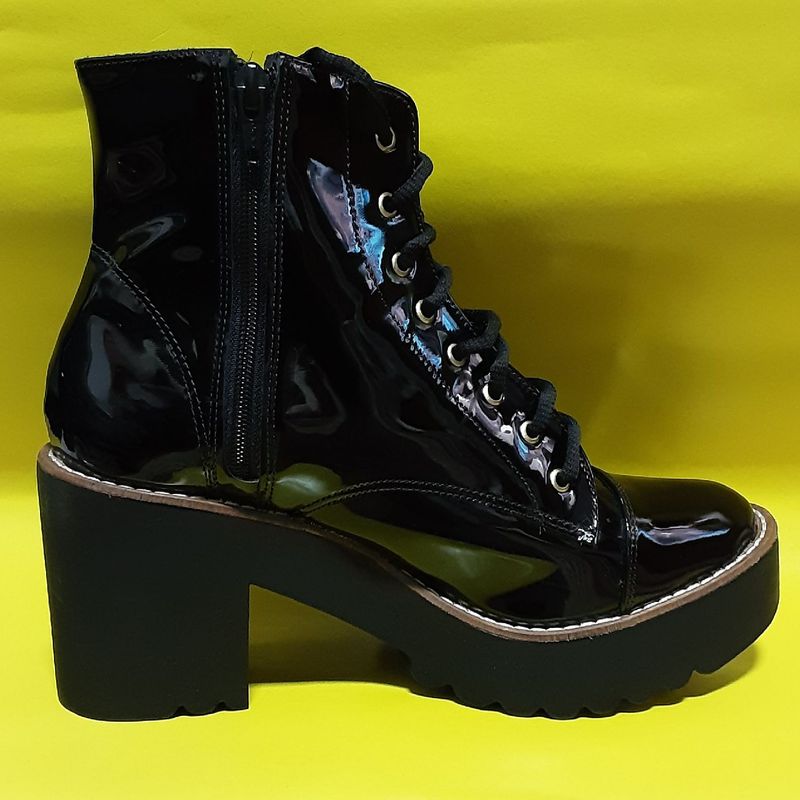 Bota Cano Curto Tratorada Preta Verniz 37 Griffe Usado
