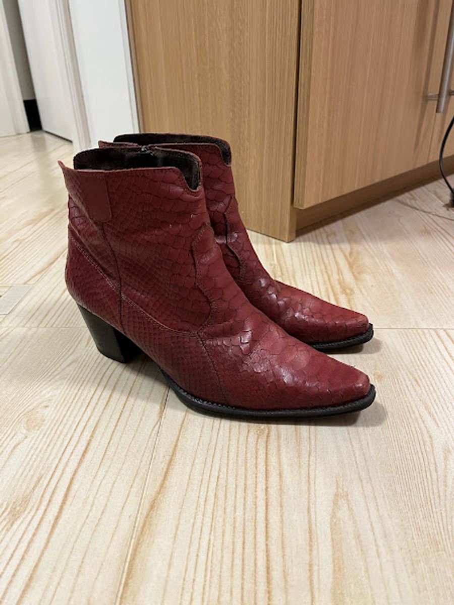 Bota Cano Curto Vinho | Bota Feminina Gn. Loop Usado 70284075 | enjoei