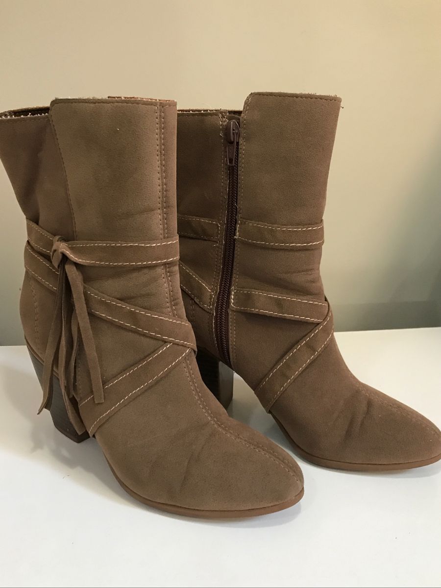 Azaleia botas cano store curto