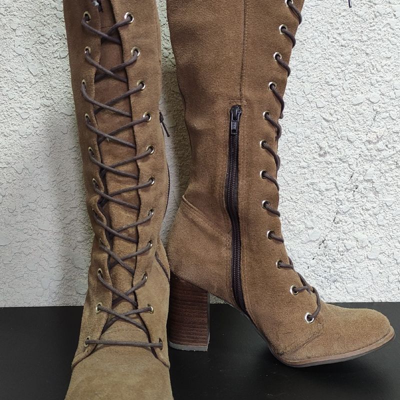 Botas cravo e store canela cano longo