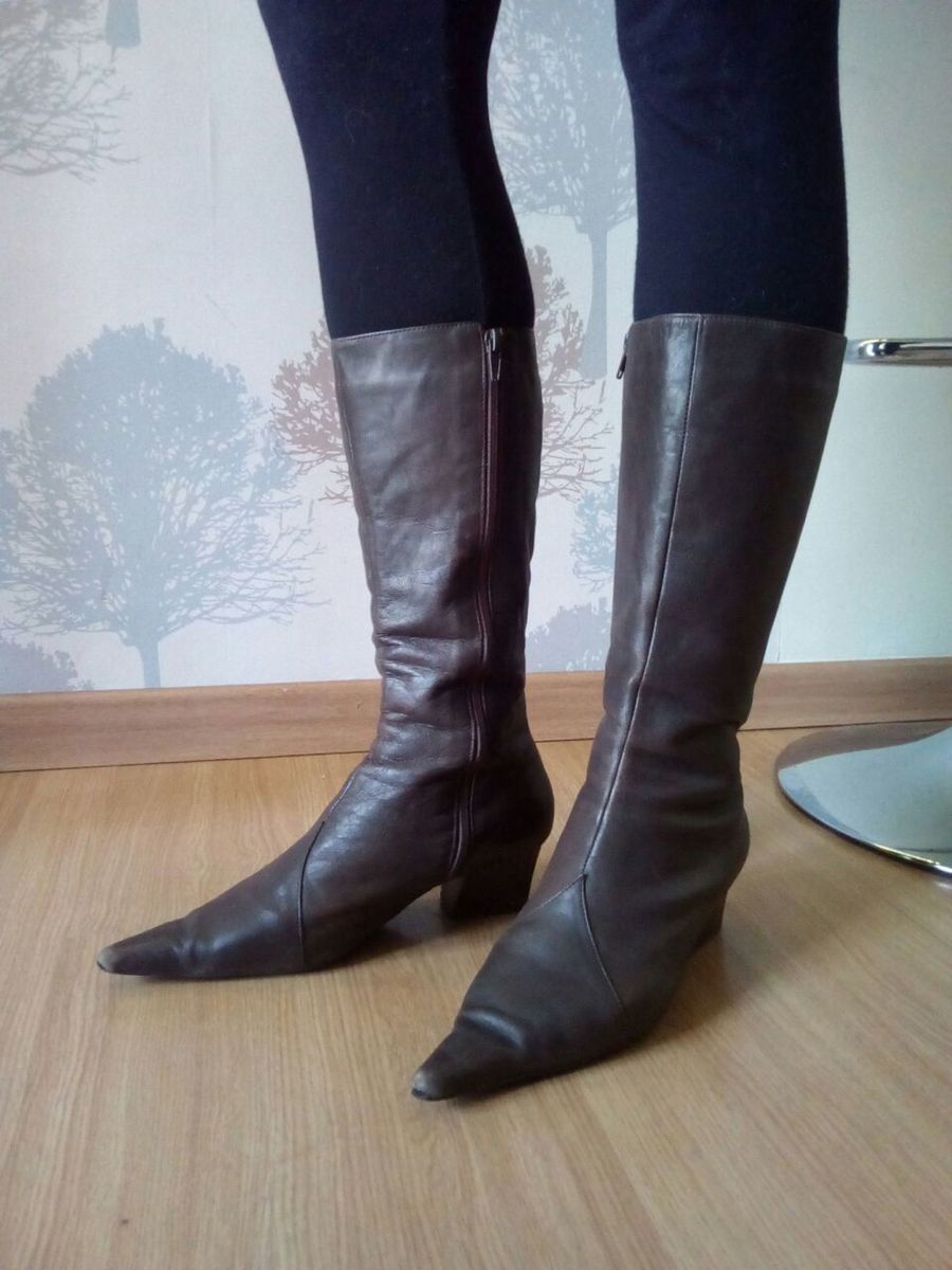 bota cano alto bico fino salto medio