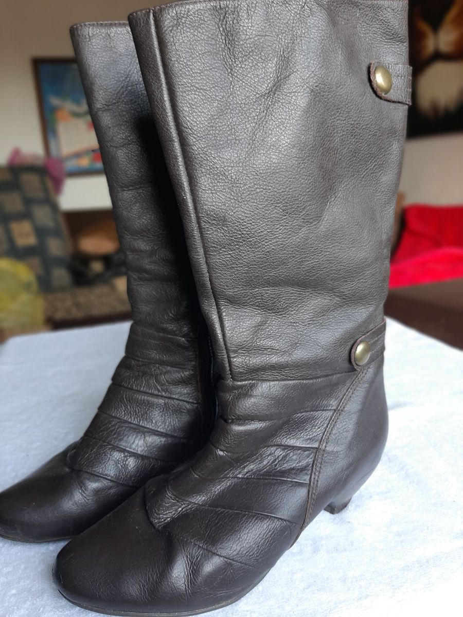 Bota cano sale longo marron