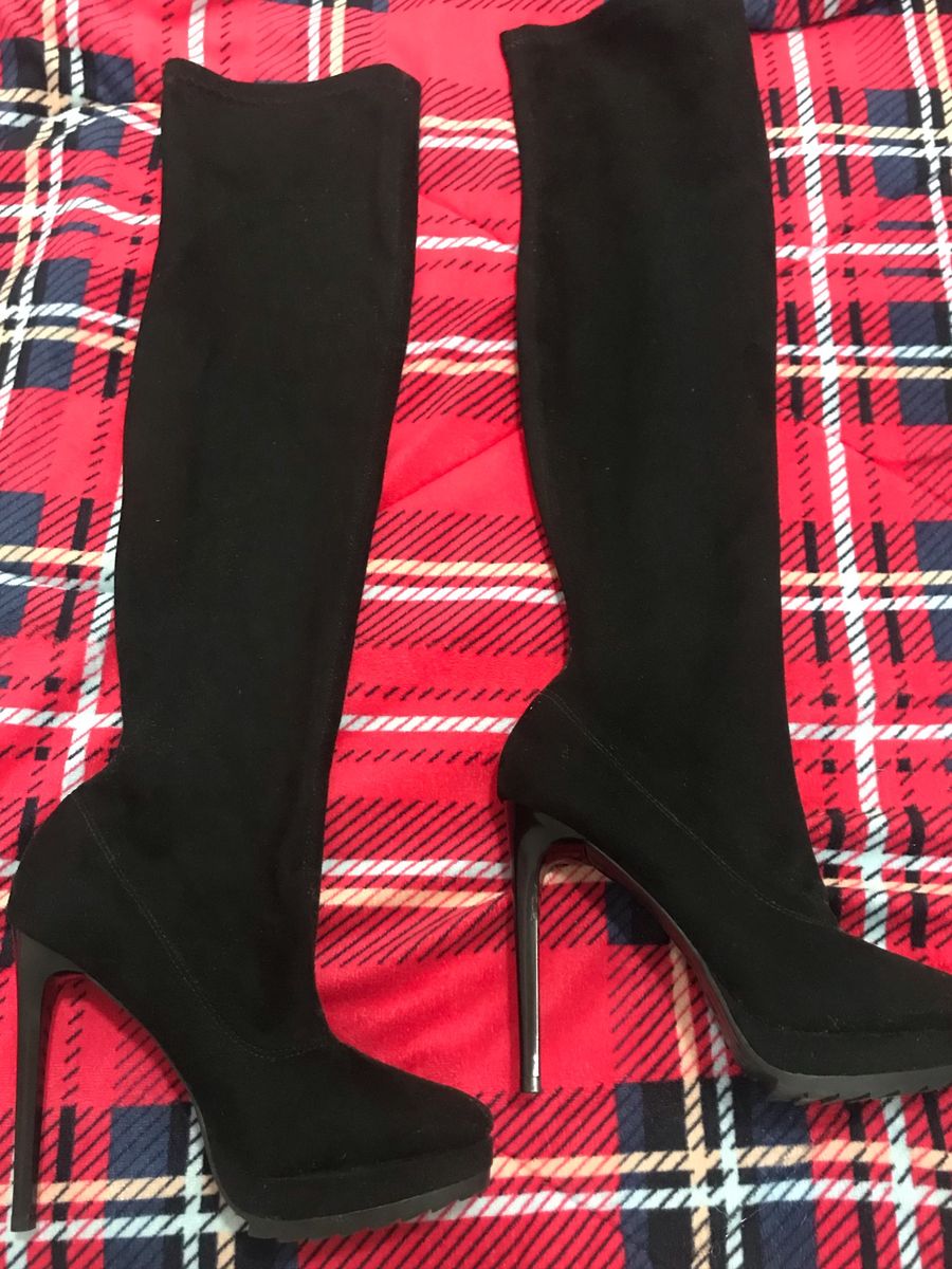 bota cano longo de salto fino