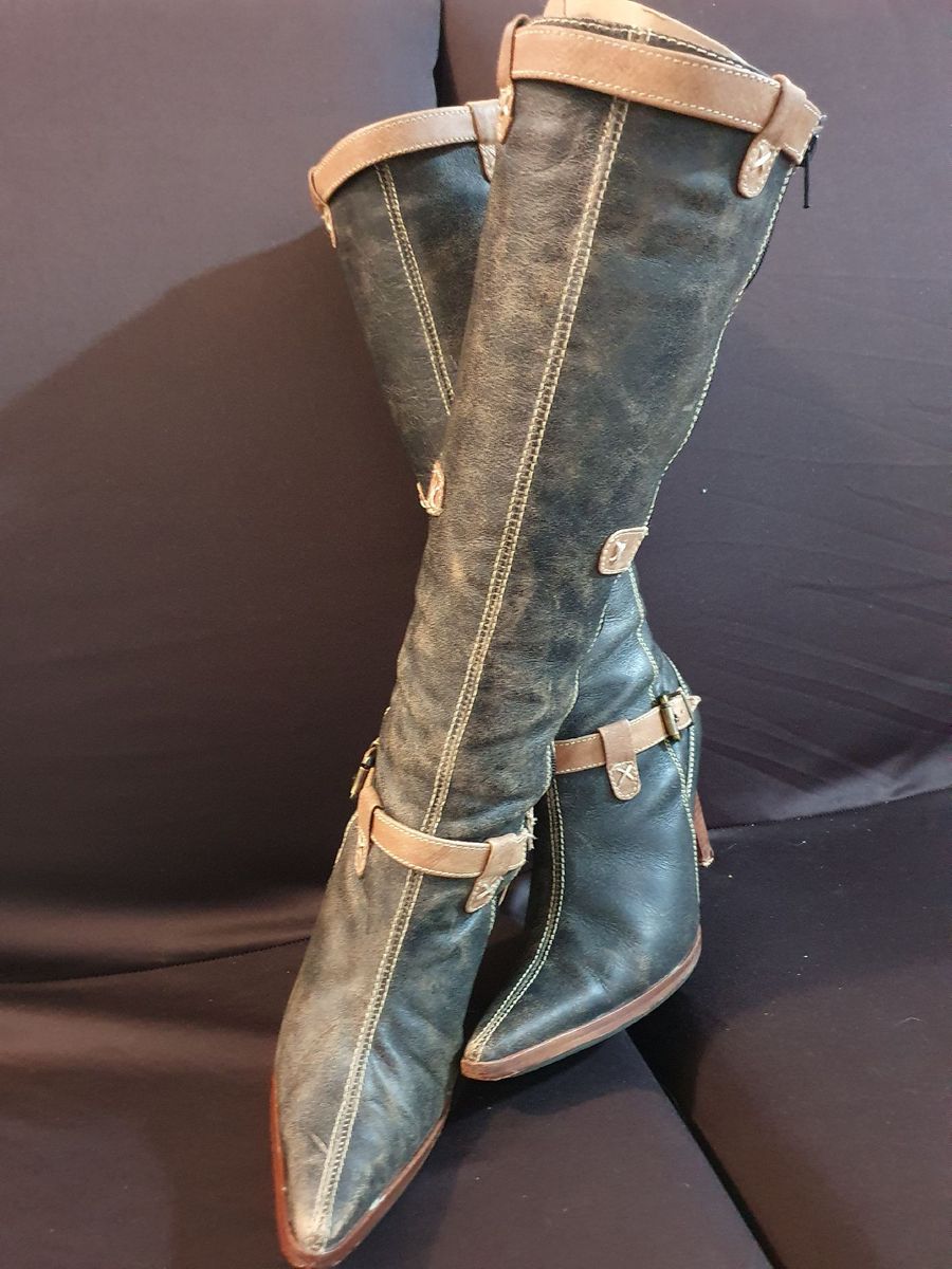 Bota Cano Longo Trintee | Bota Feminina Trintee Usado 107176993 | enjoei