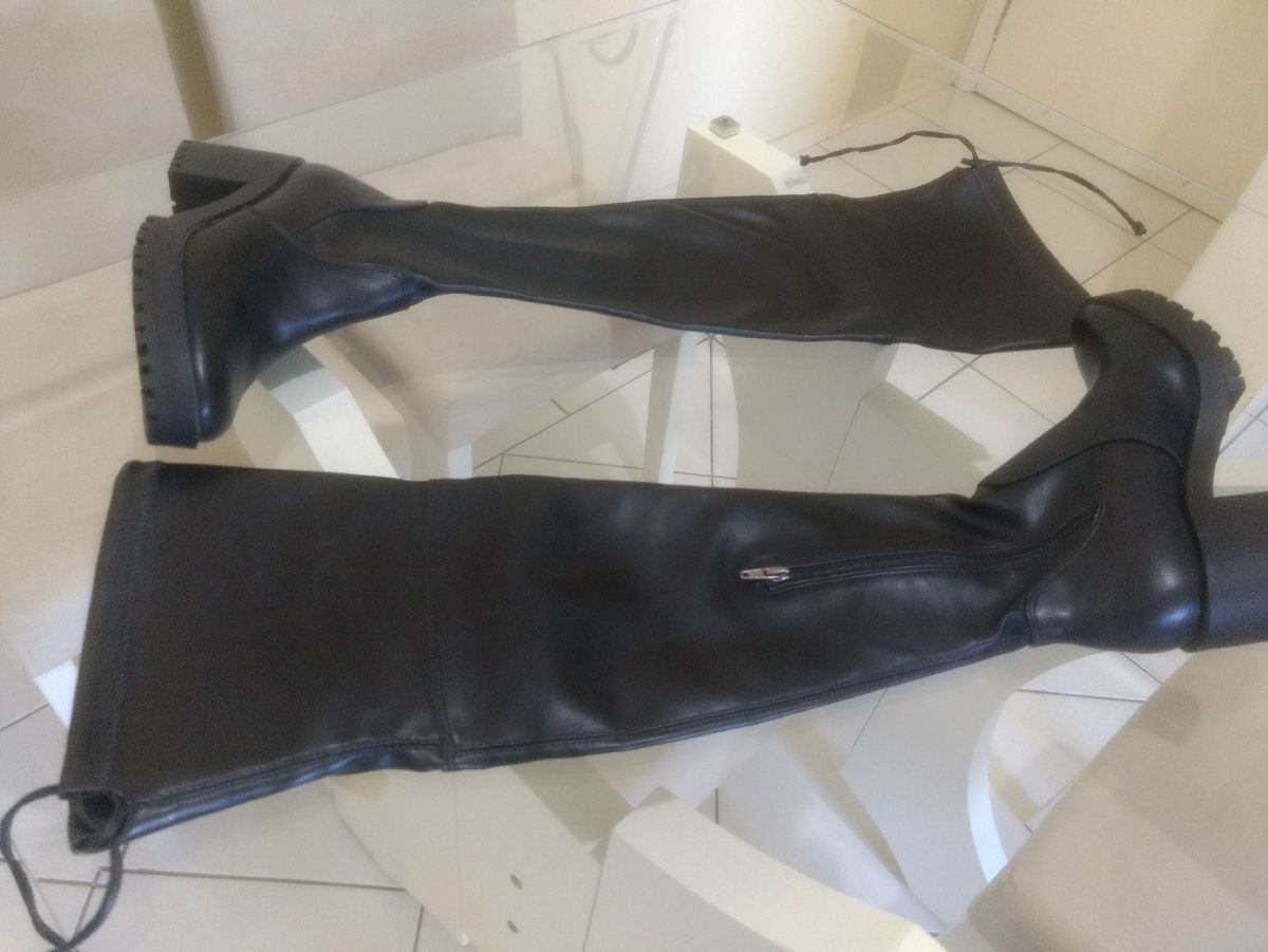 bota lia line over the knee
