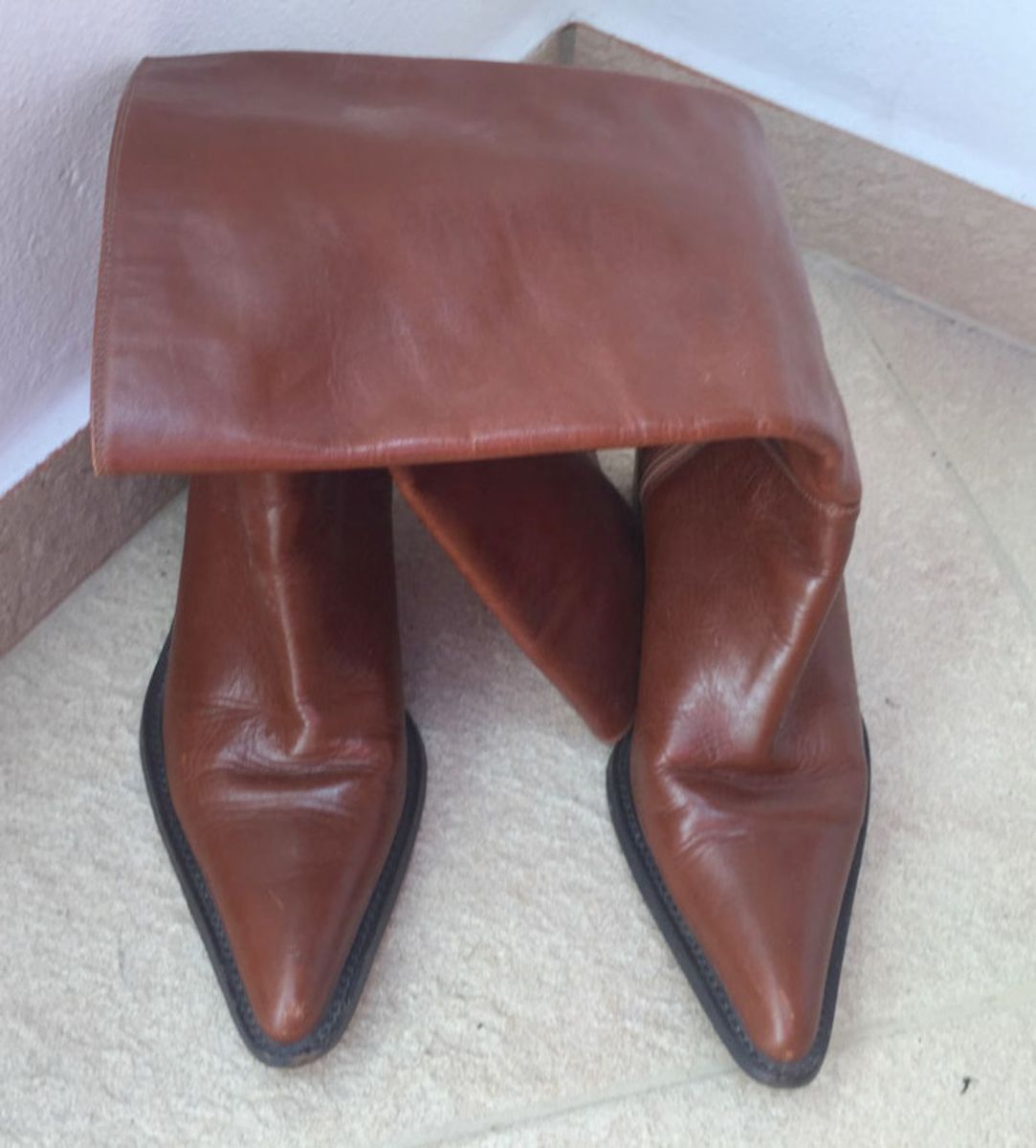 bota caramelo cano alto