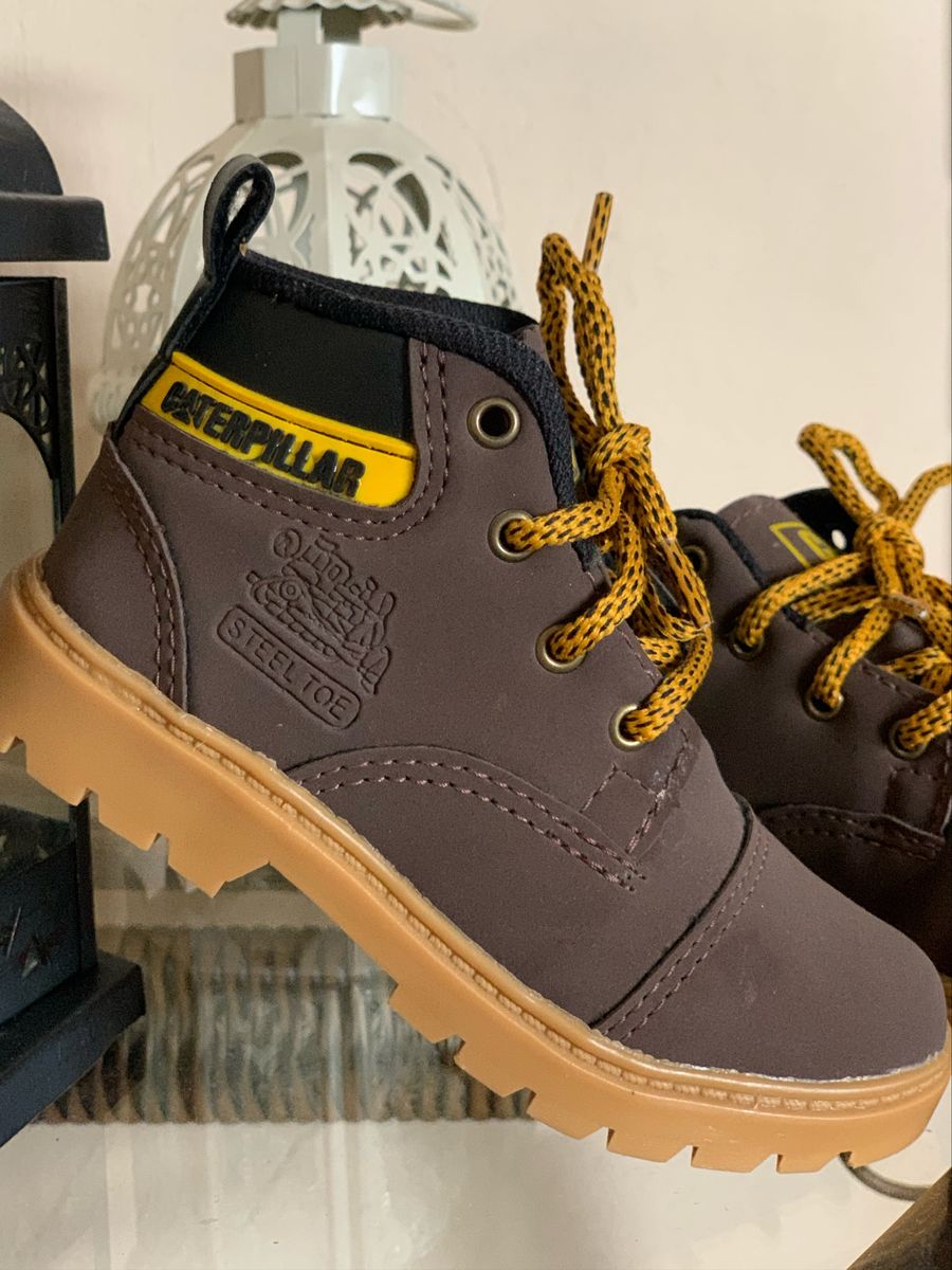 Conheça aqui os melhores modelos de botas Caterpillar infantis! - Mini  humanos