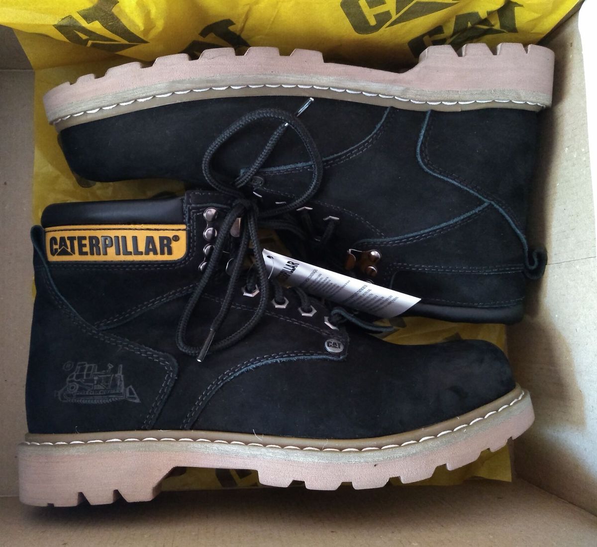 bota caterpillar second shift preta