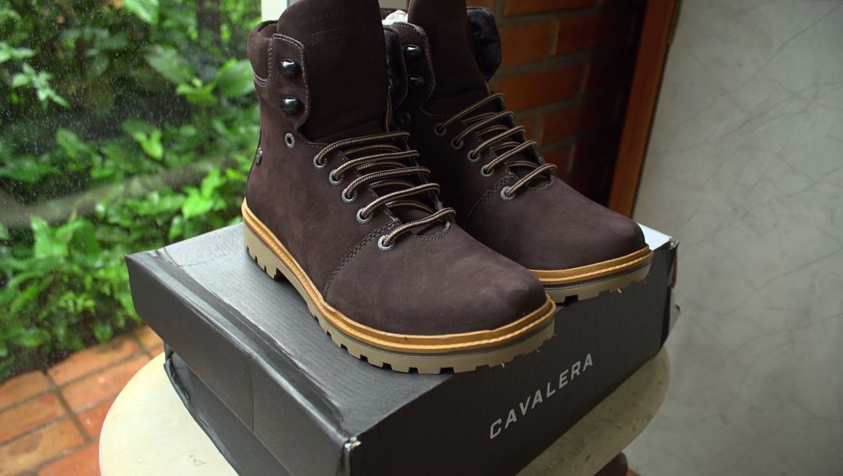 bota chelsea cavalera