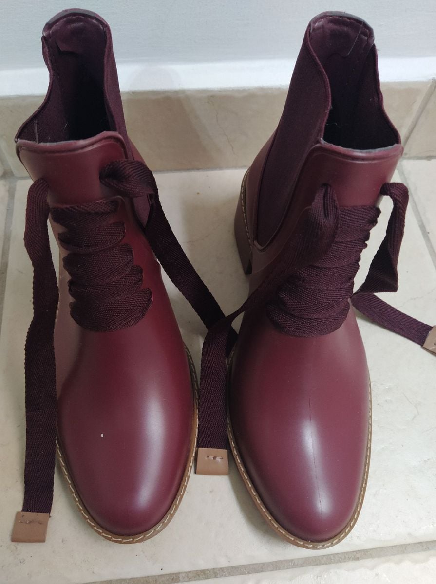 bota chelsea colcci gorgurão preto