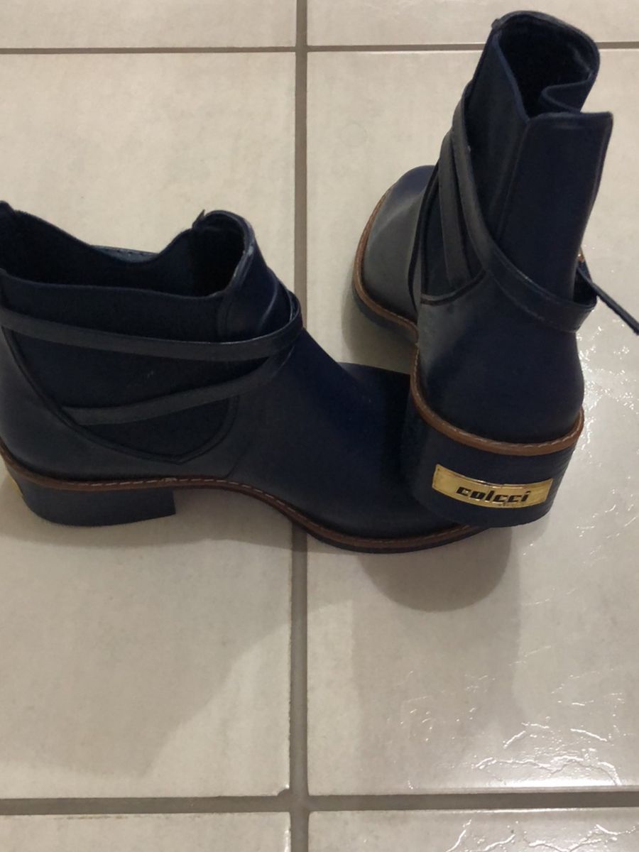 bota chelsea colcci feminina