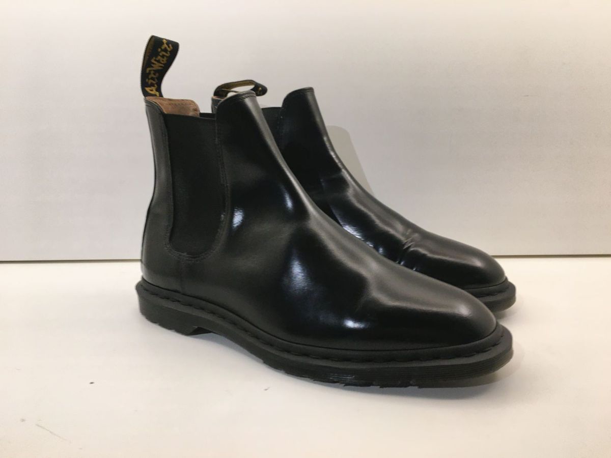 bota chelsea dr martens