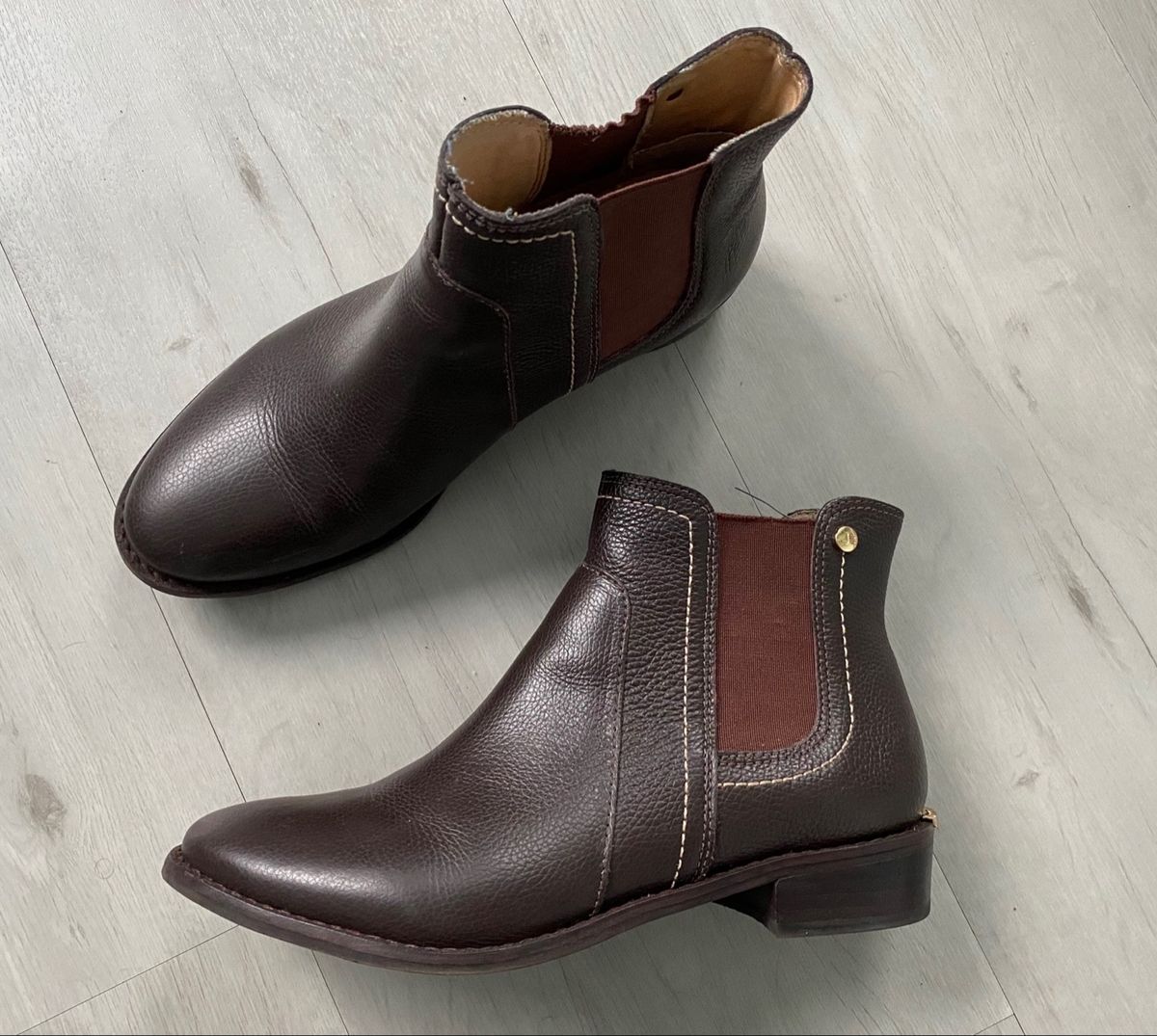 bota chelsea jorge bischoff