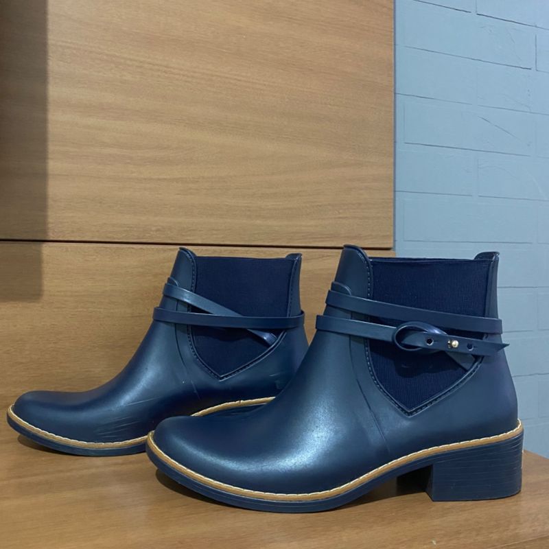 Bota colcci sale azul