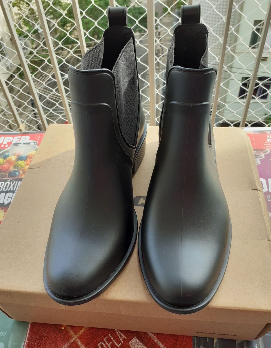 Kanui best sale bota colcci