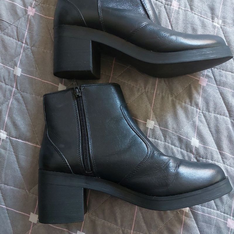 Bota best sale fora constance