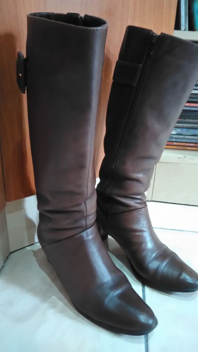 corello botas cano longo