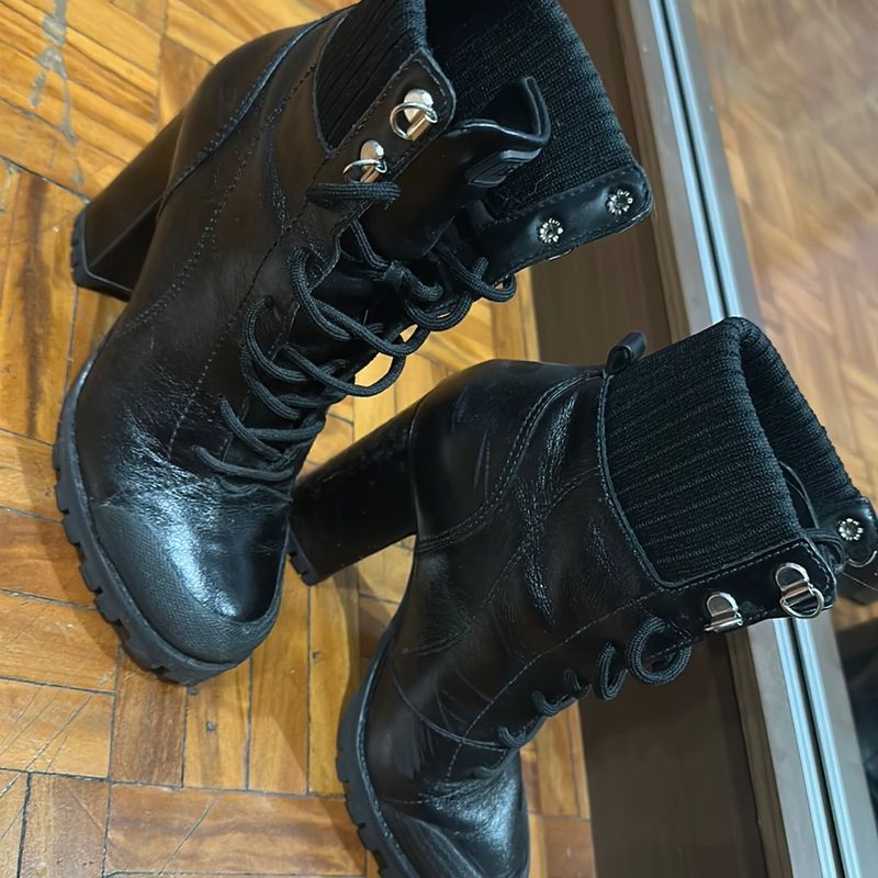 Bota Coturno Arezzo Bota Feminina Arezzo Usado 87147295 enjoei