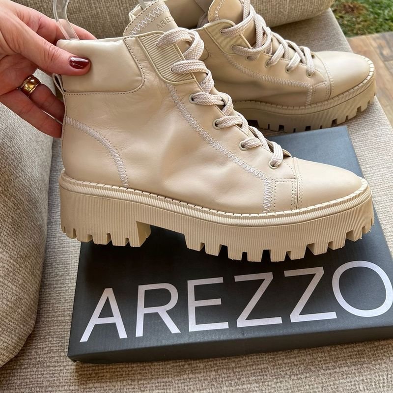 Bota Coturno Arezzo Off White Tratorada Bota Feminina Arezzo Nunca Usado 88627986 enjoei