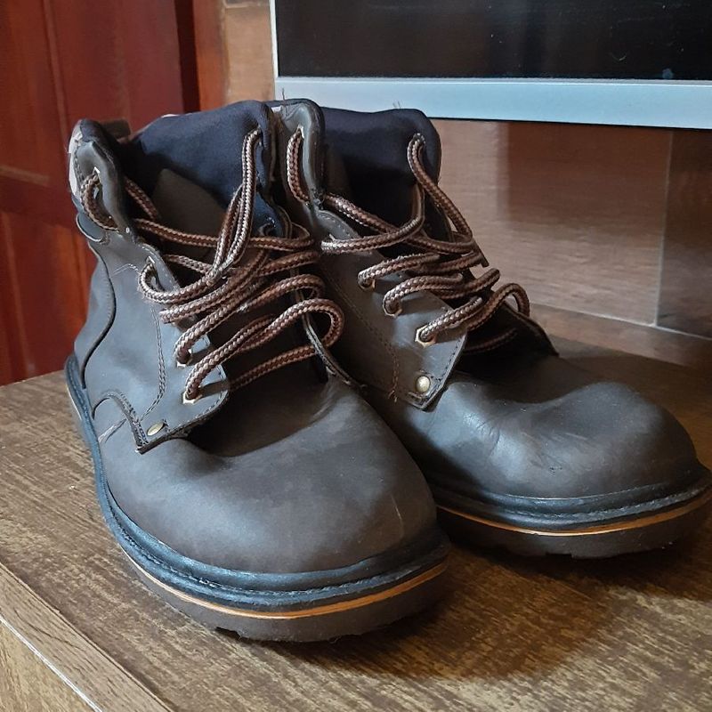 Bota Preta Coturno Cadarço Marculina Impermeável Tam 41 Bota