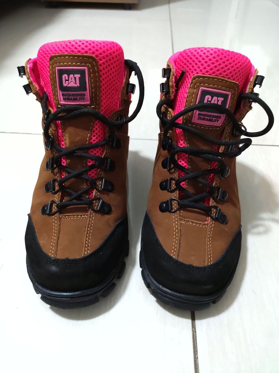 bota de segurança feminina caterpillar