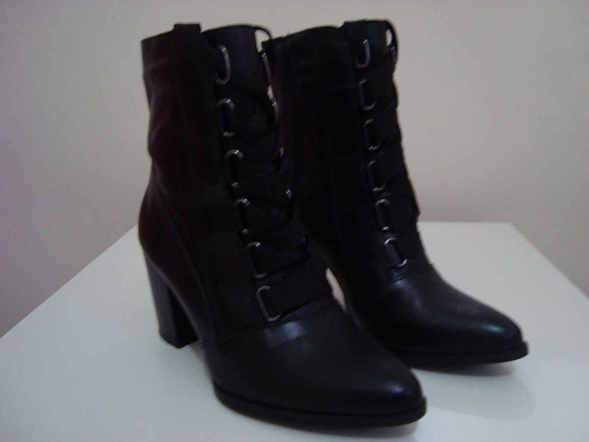 bota coturno feminina constance