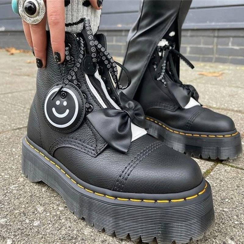 Dr martens 2025 queen