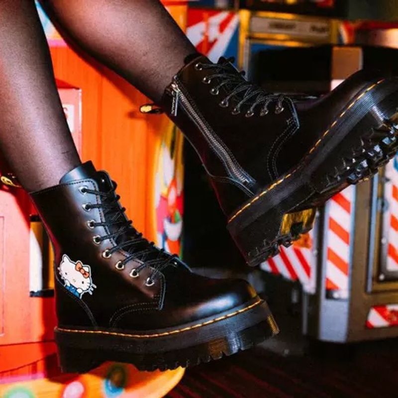 Coturno dr martens hot sale inspired pronta entrega