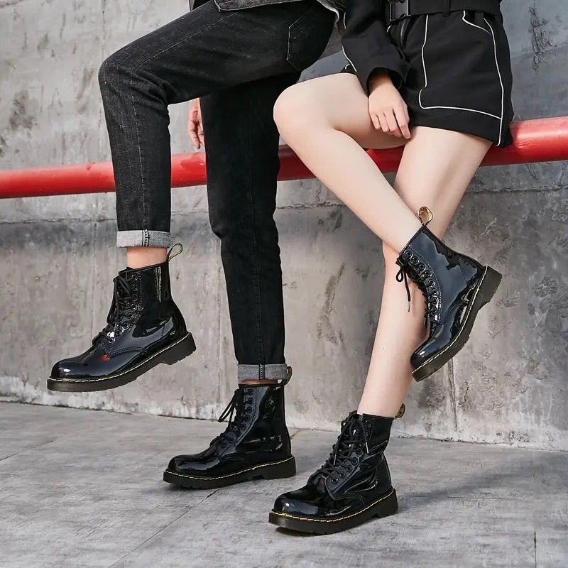 Coturno dr martens store inspired pronta entrega