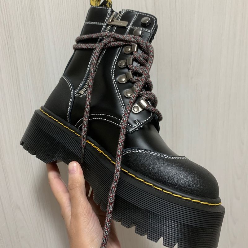 Coturno Feminino Tratorado Bota Blogueira com Bolsinha | Bota Feminina Lv  Botas Nunca Usado 77441101 | enjoei