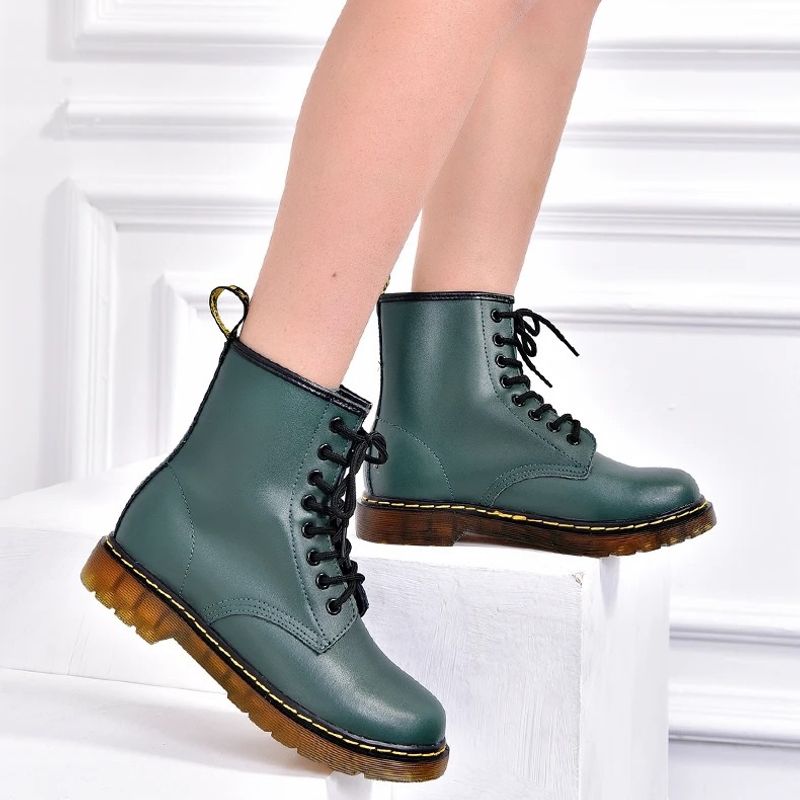 Botas dr martens verde militar sales