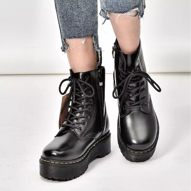 Dr martens charol online plataforma