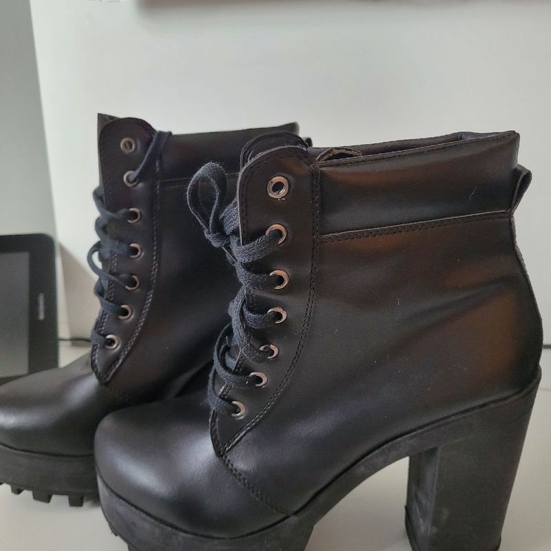 Bota coturno rock vicerinne clearance feminina