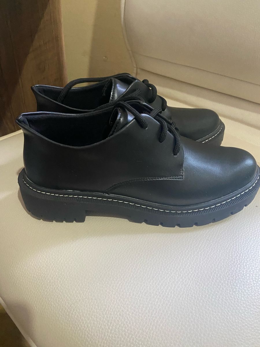 Bota coturno fashion oxford