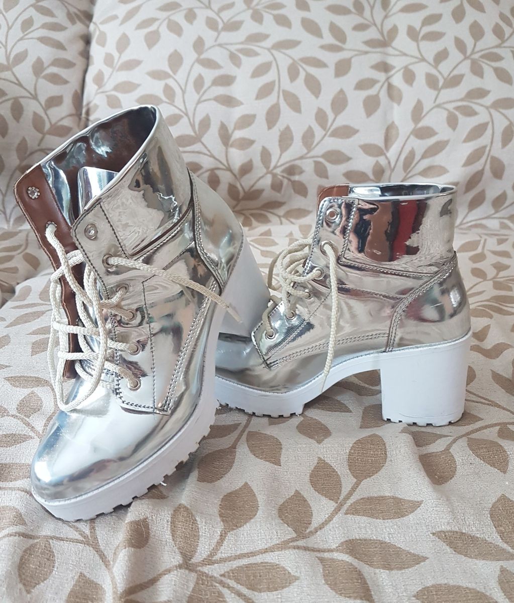 botas de prata