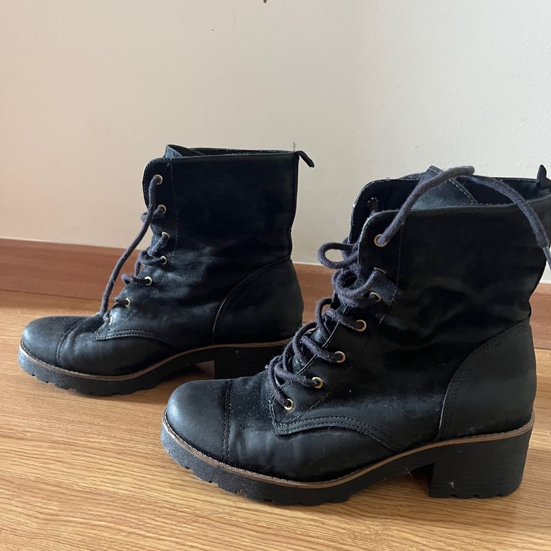 Bota coturno best sale feminina camurça