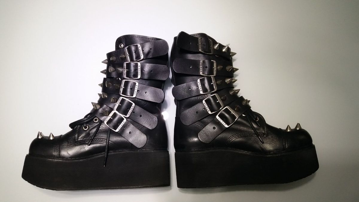 bota plataforma gotica