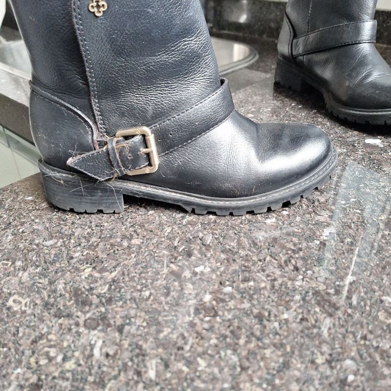 Bota Coturno Tratorada Capodarte Preta Capodarte Usado 106282938
