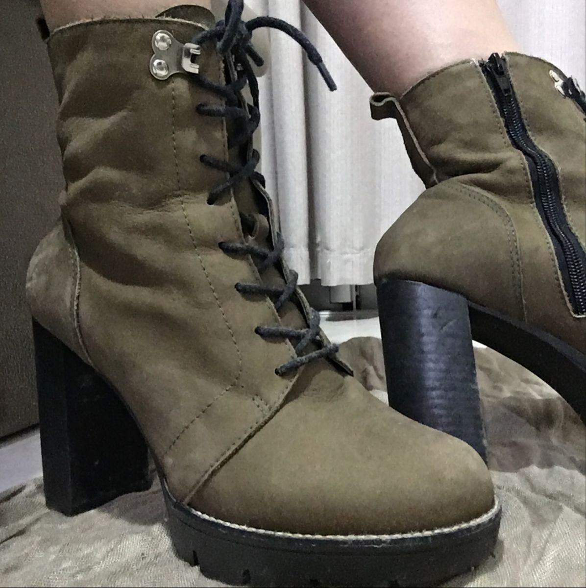 coturno verde militar feminino