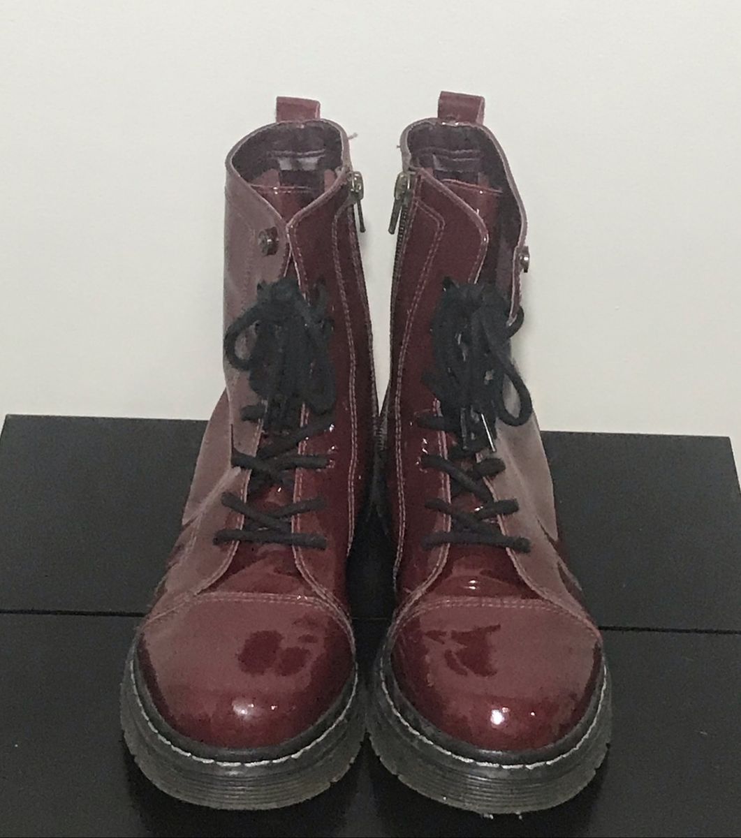 bota verniz vinho