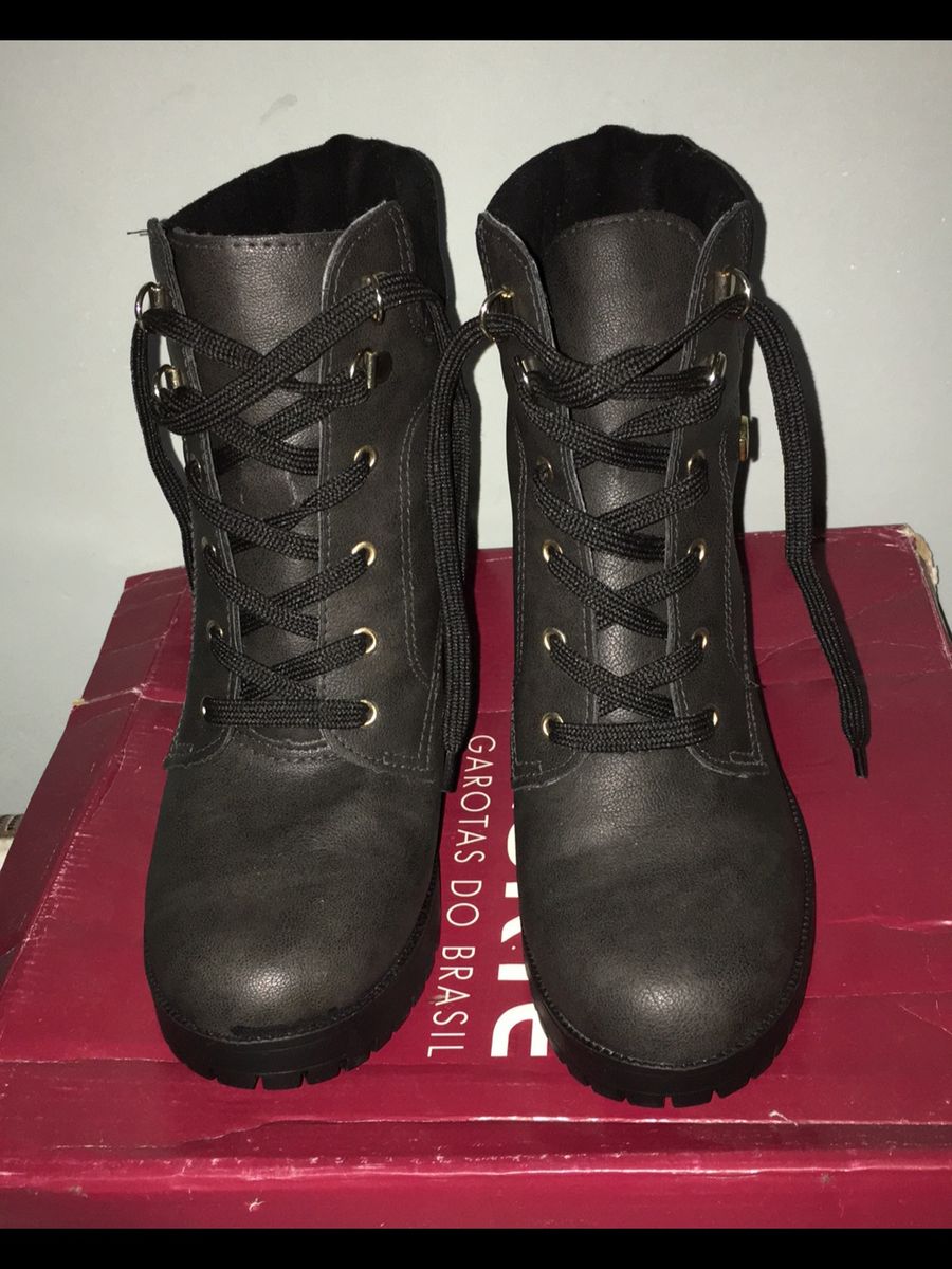 bota coturno via marte