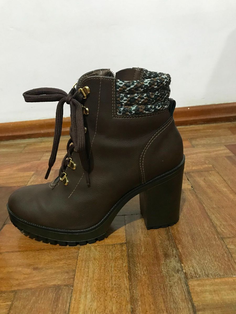 bota coturno feminina via marte