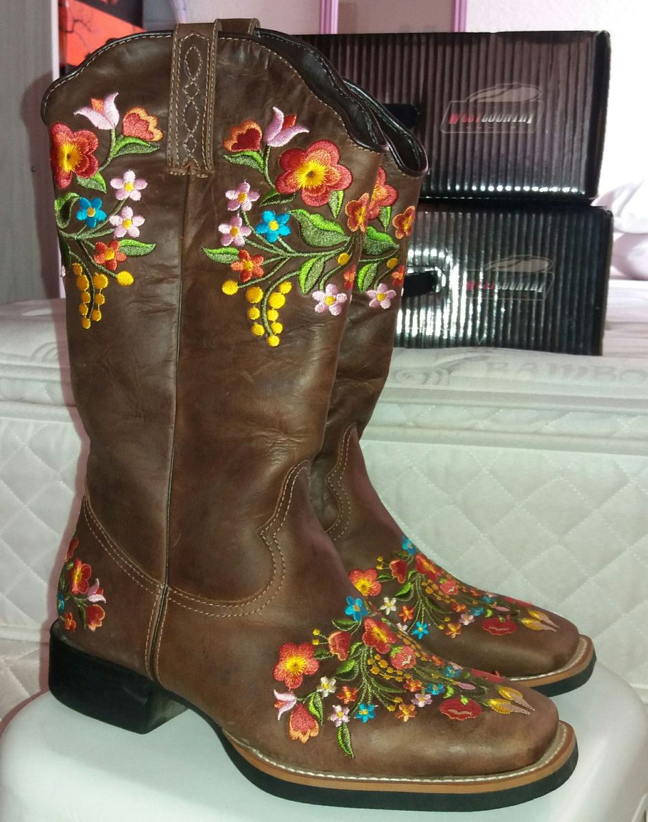 botas country femininas bordadas