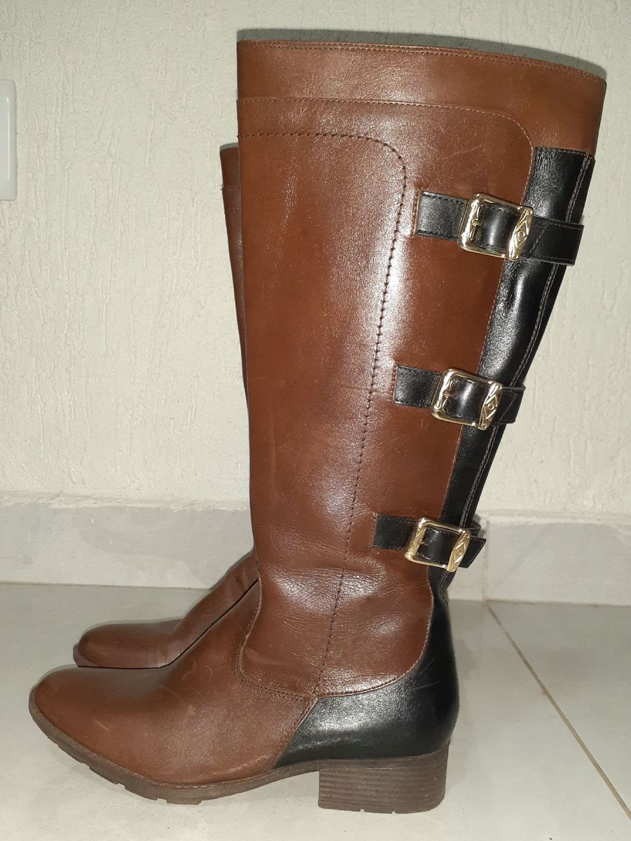 bota cano alto constance