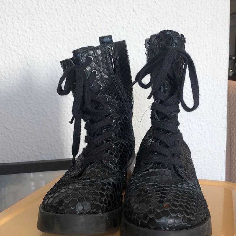 Bota store cobra schutz