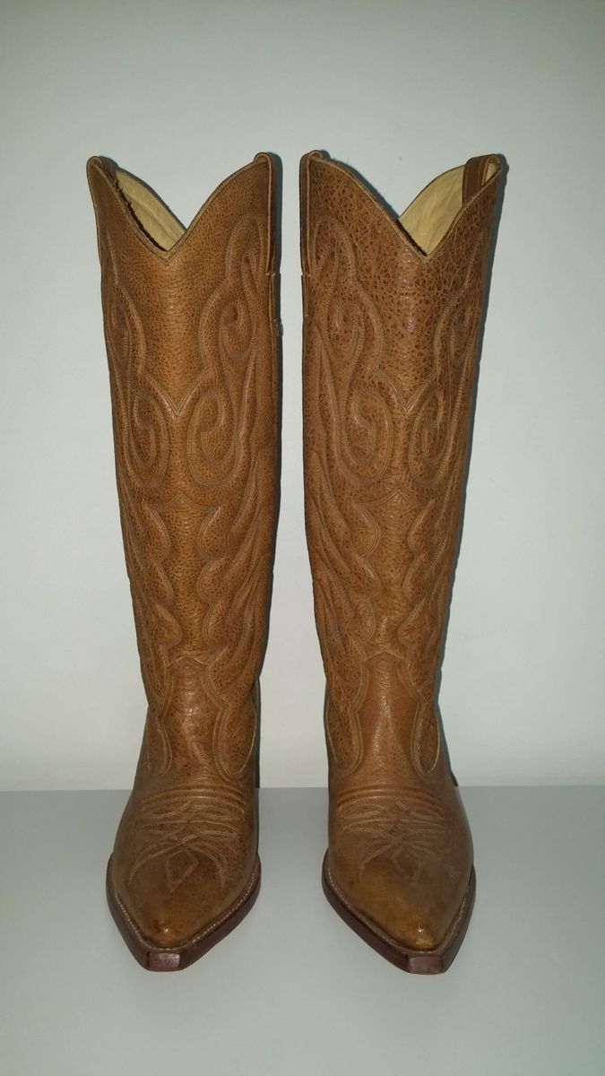 bota cauboi