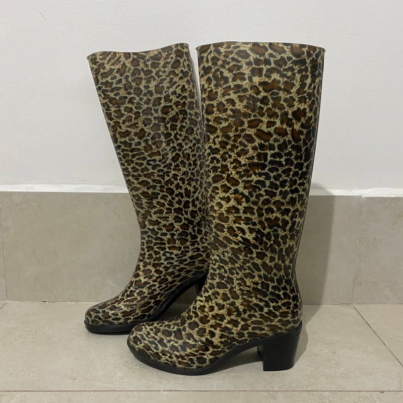 Bota de chuva hot sale feminina cano longo