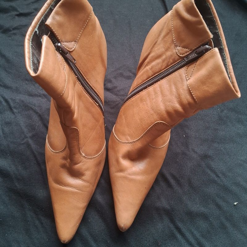 Bota spatifilus cano store curto