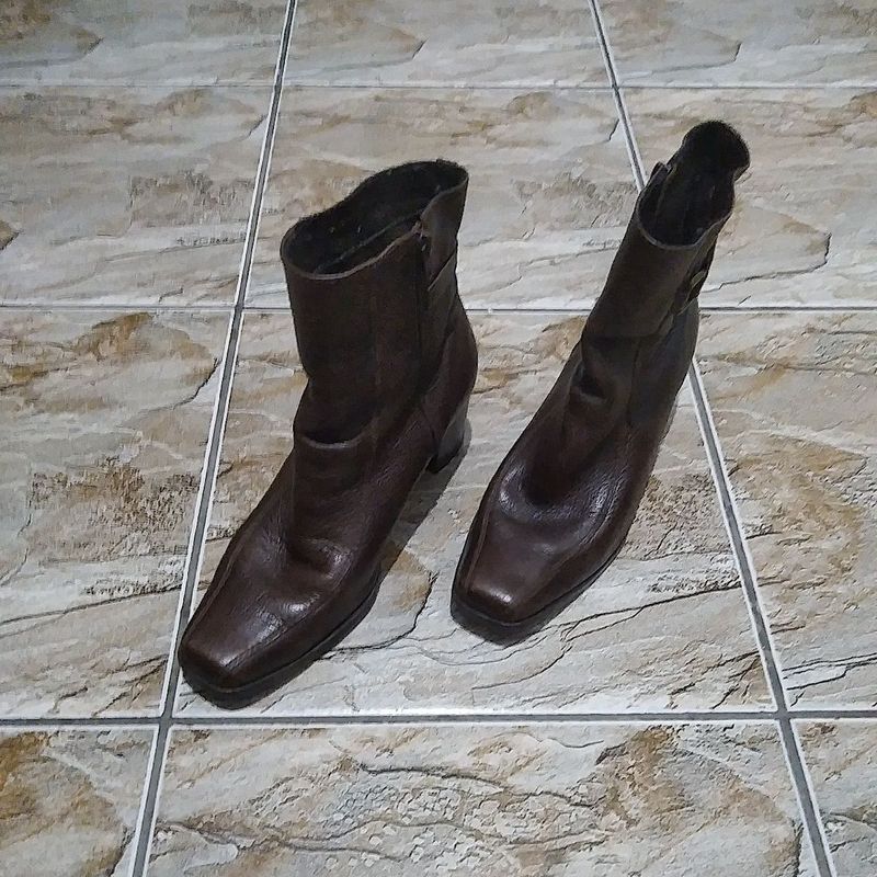 Bota best sale corello couro