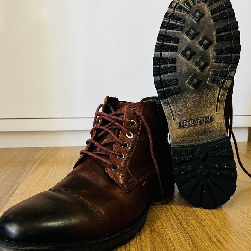 Bota de hot sale couro ferracini